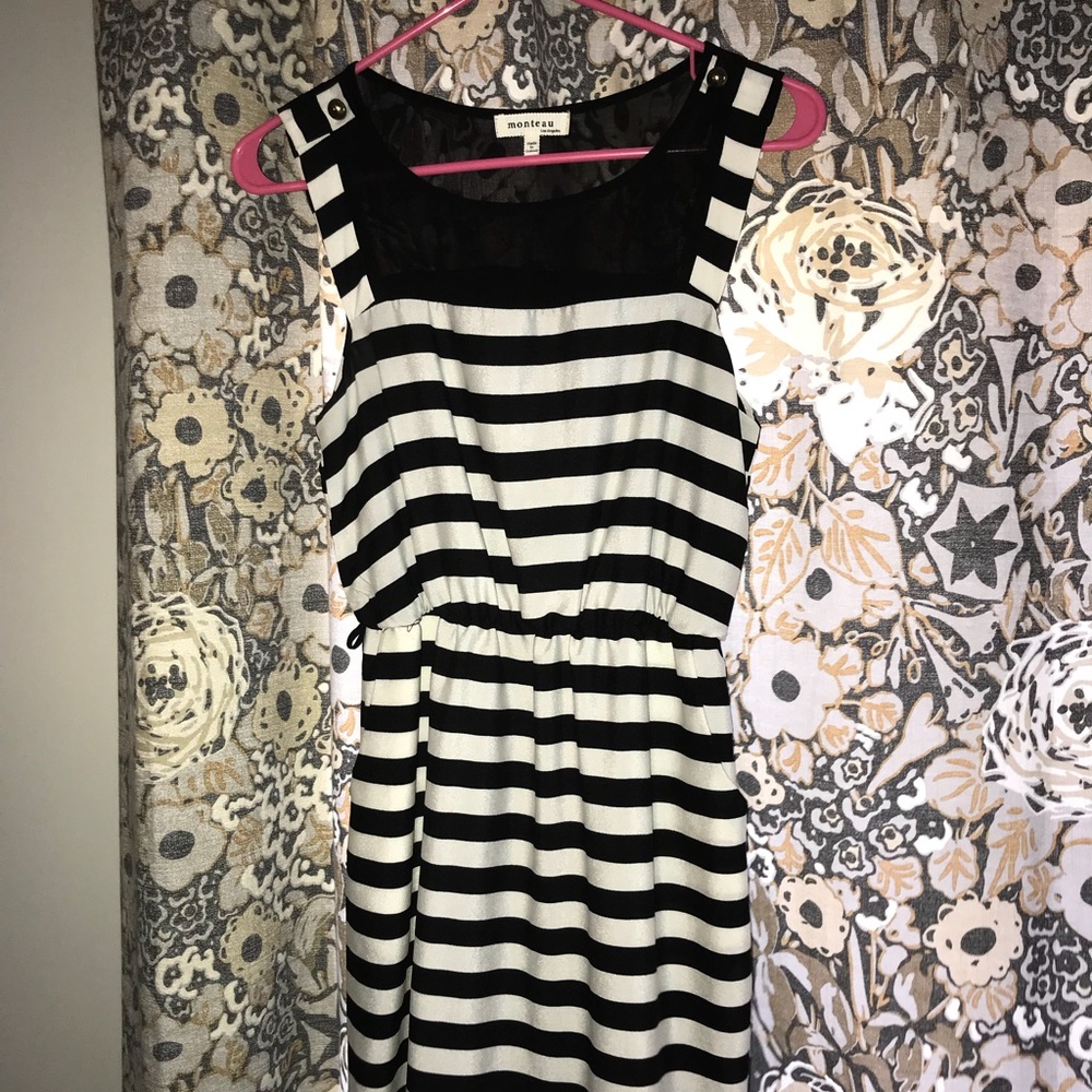 Short dress